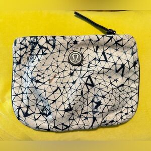 Lululemon Geometric Pouch
